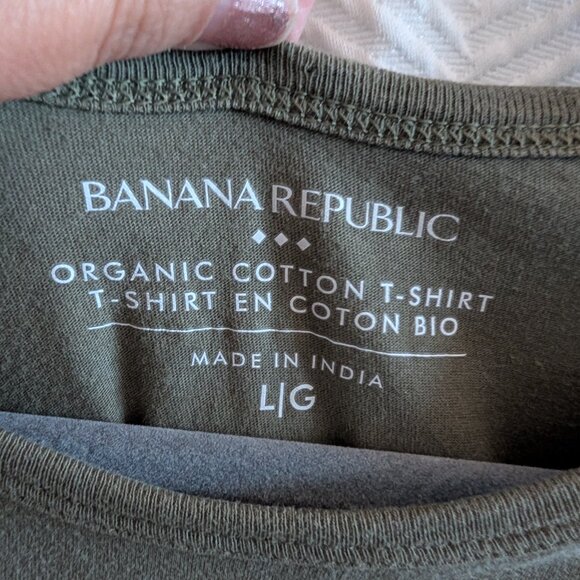 Banana Republic Organic Cotton T-Shirt Olive Green Army Green Large Basics - Picture 2 of 5